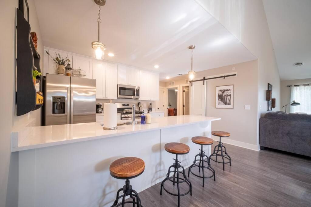 New Beautiful 3 Bedroom Condo In Bettendorf Exterior photo